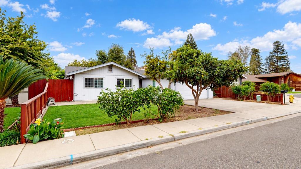 2525 Hampton Way