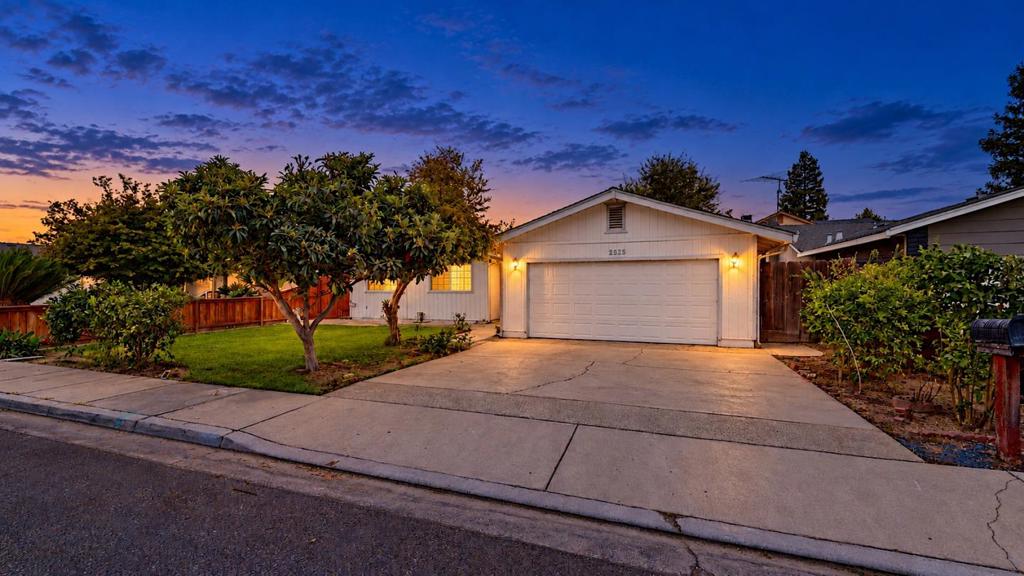 2525 Hampton Way