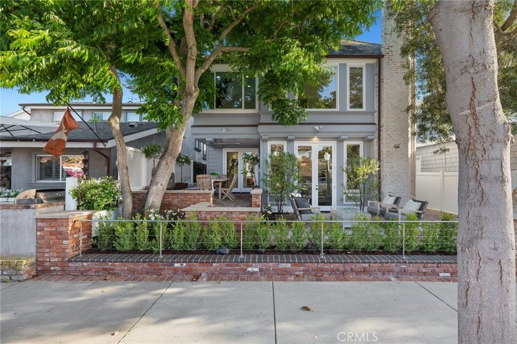 Photo of 2117 Miramar Drive, Newport Beach, CA 92661 (MLS # NP26095517)
