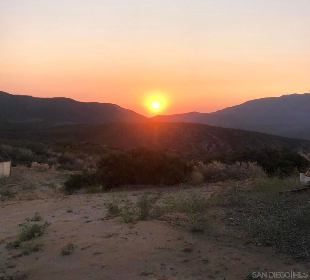 Photo of 40730 Table Mountain Truck Trail Trl, Anza, CA 92539 (MLS # 250042284SD)