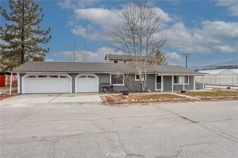 Photo of 171 W Meadow Ln, Big Bear City, CA 92314 (MLS # IG26002124)