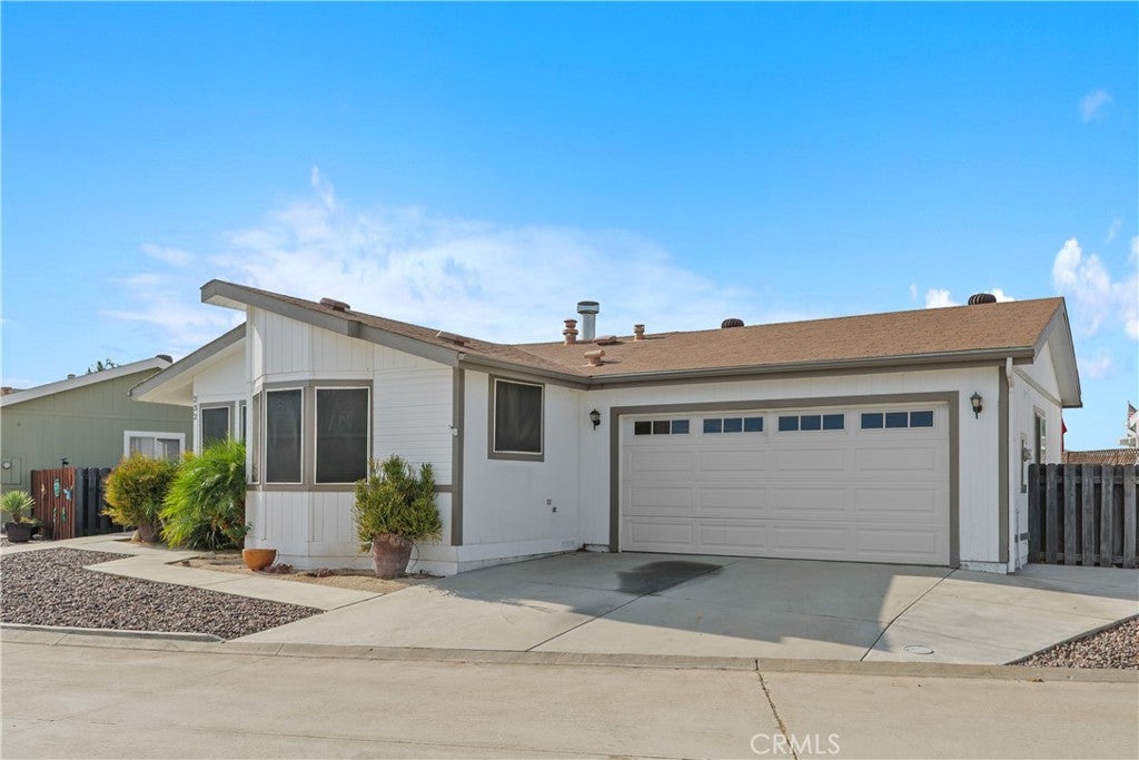 27250 232 Murrieta