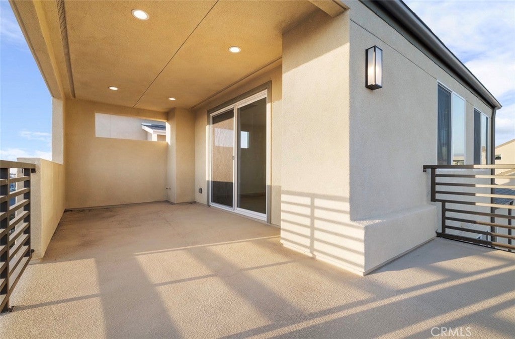 187 yugen, Irvine CA 92618 - Photo 32