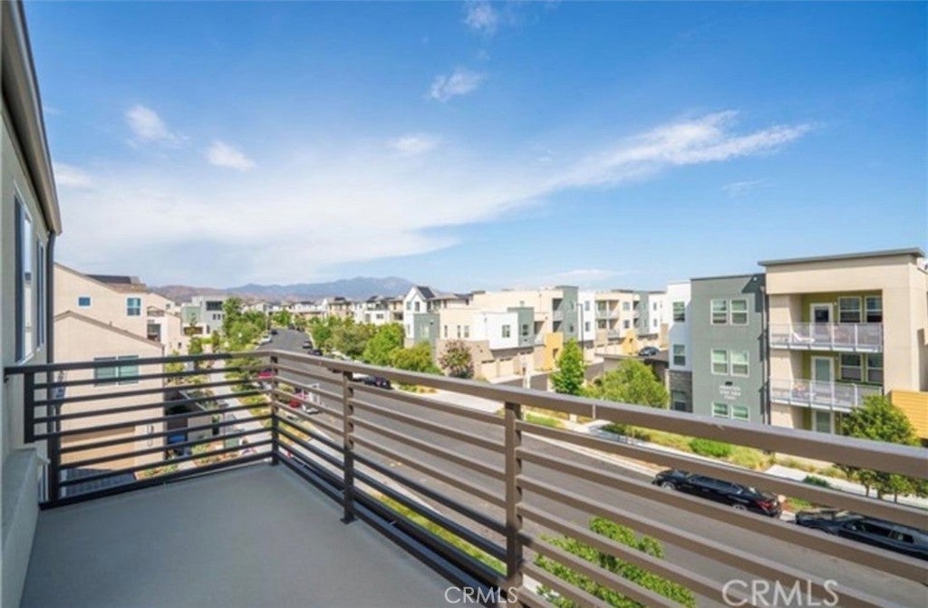 187 yugen, Irvine CA 92618 - Photo 28