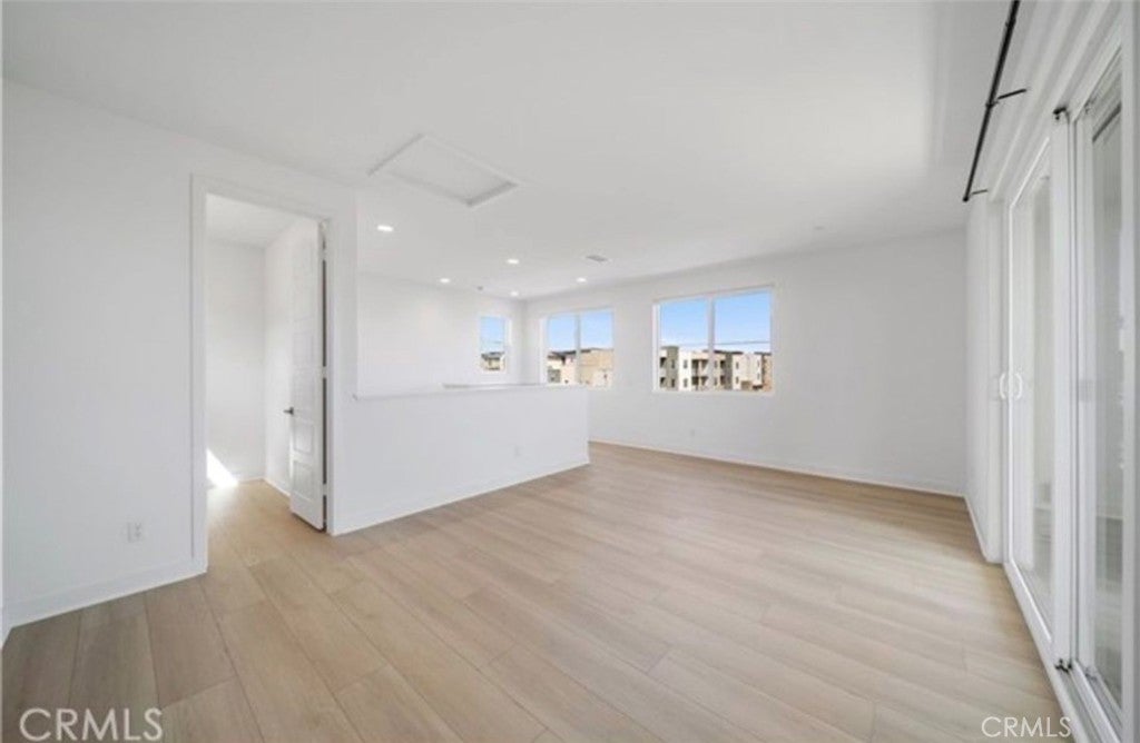 187 yugen, Irvine CA 92618 - Photo 26