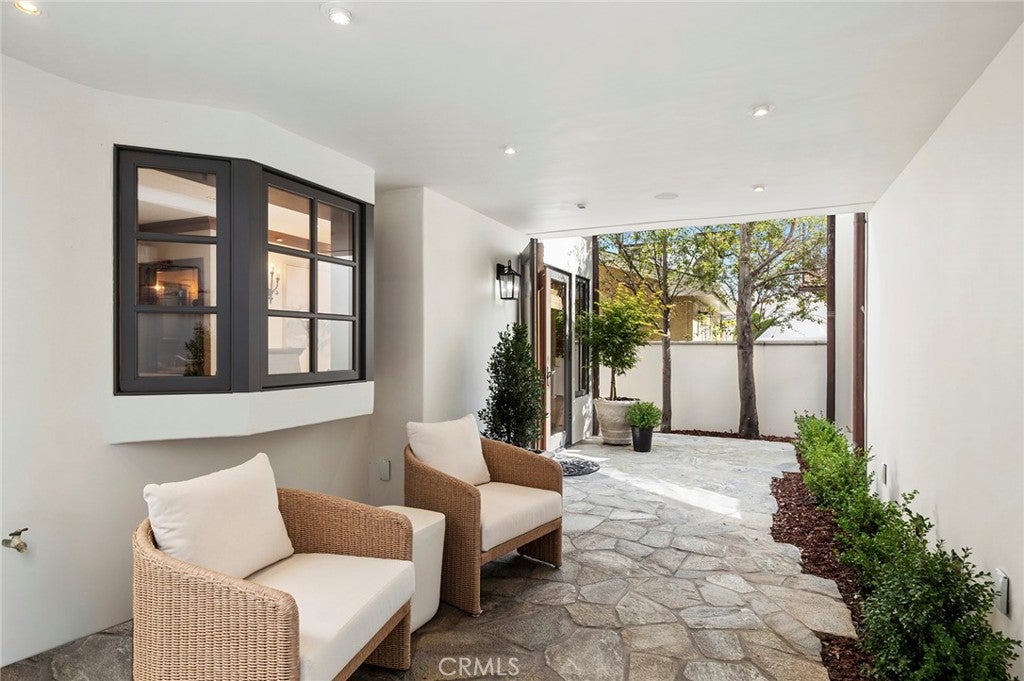 707 Larkspur Avenue, Corona Del Mar CA 92625 - Photo 12