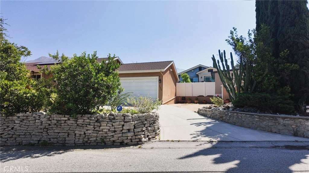 10424 Tujunga Canyon