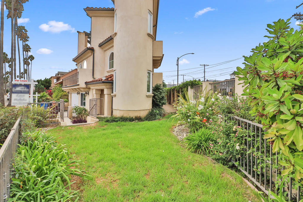 custom - 4179 - Residential Lease