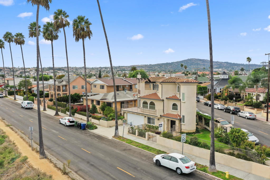 custom - 4179 - Residential Lease