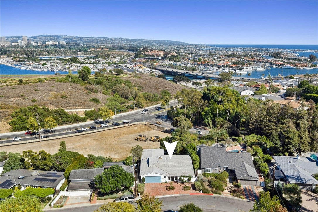 608 Saint James Place, Newport Beach CA 92663 - Photo 50