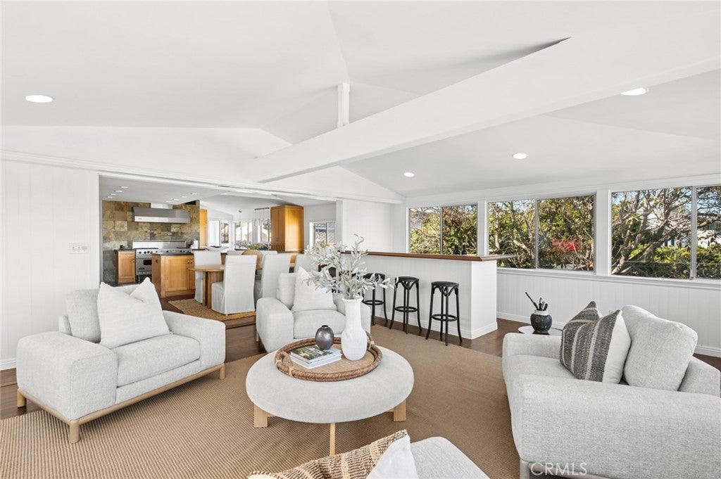 608 Saint James Place, Newport Beach CA 92663 - Photo 14
