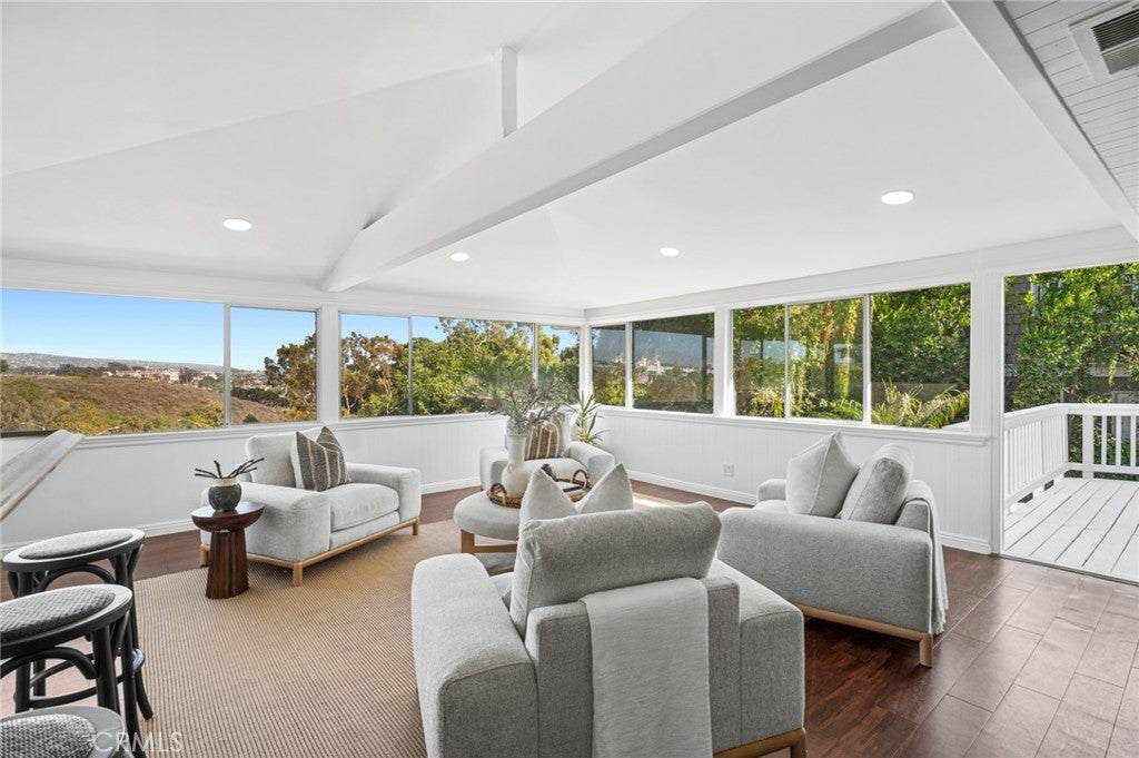 608 Saint James Place, Newport Beach CA 92663 - Photo 18