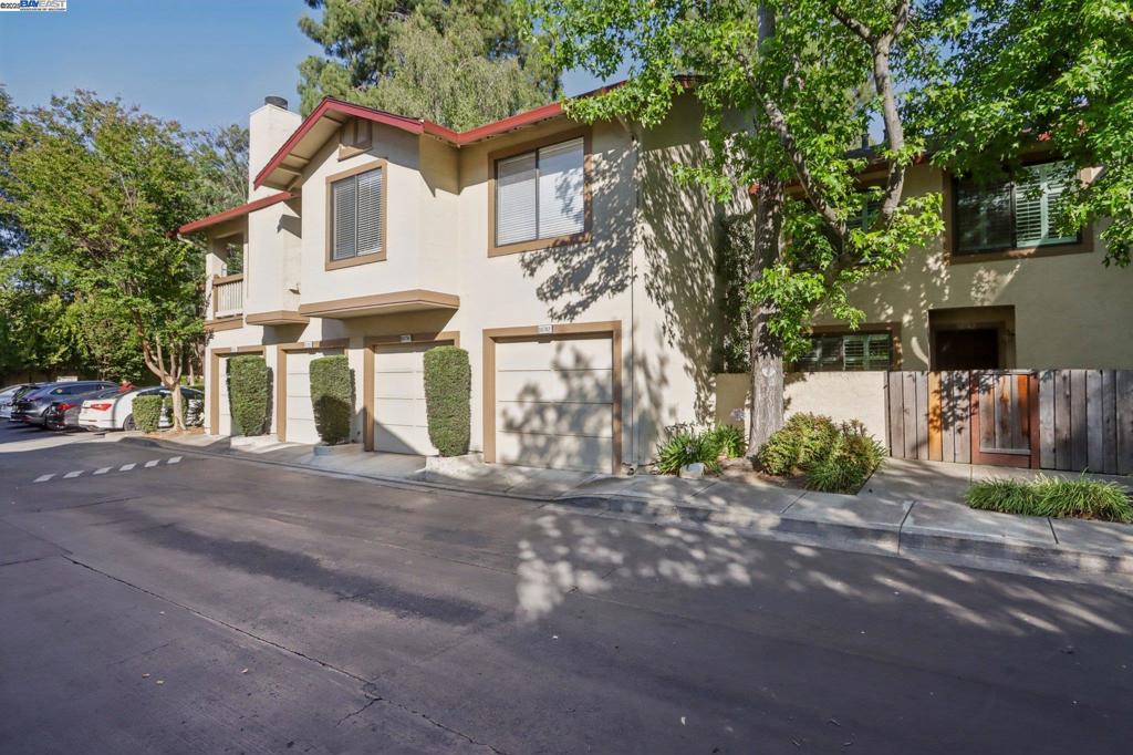 Rarely available single-level home with a big backyard and all living spaces on the ground floor, located in the desirable Huntington section of The Orchards in Fremont. Features an open floor plan with spacious living and dining areas, two large primary suites with attached baths, and in-unit laundry. Step outside to a landscaped backyard with a low-profile deck—perfect for BBQs, gardening, or relaxing under mature fruit trees. Includes an attached 1-car garage. Conveniently close to BART, Lake Elizabeth, Central Park, shopping, dining, hospital, and major freeways. Community amenities include a pool and greenbelt play area. No rear neighbors for added privacy.