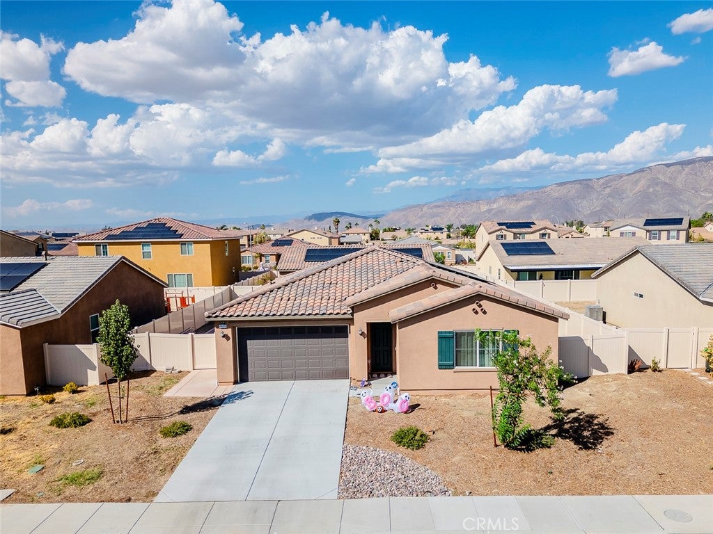 1635 Southfork Way