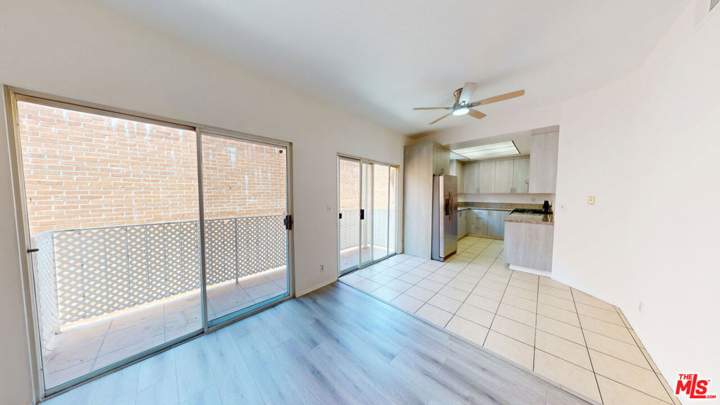 5135 Zelzah Avenue 203