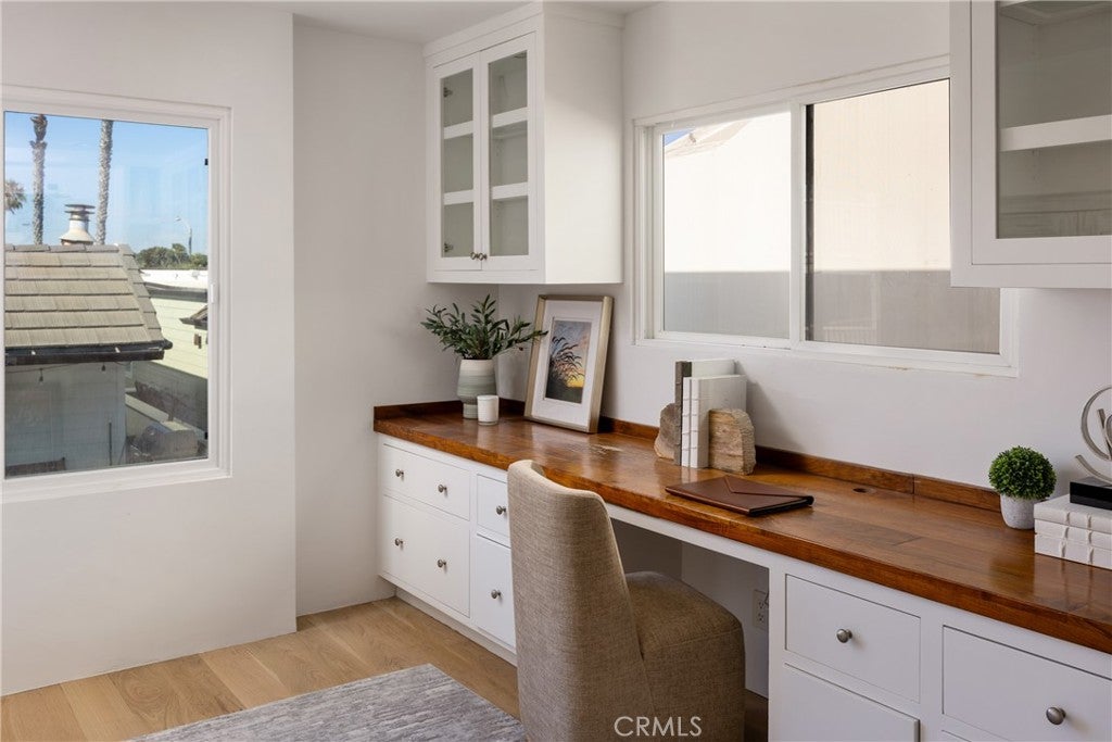 7204 W Oceanfront, Newport Beach CA 92663 - Photo 13