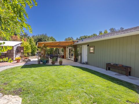 Tiny photo for 610 Allen Court, Templeton, CA 93465 (MLS # NS26145765)