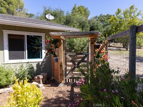 Tiny photo for 610 Allen Court, Templeton, CA 93465 (MLS # NS26145765)