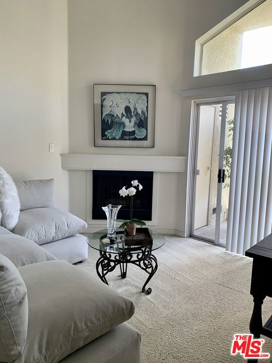 5535 Canoga Avenue 319