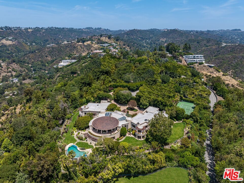 1101 Bel Air Place
