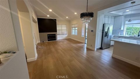 Photo of 69 Via Contento, Rancho Santa Margarita, CA 92688 (MLS # OC26056451)