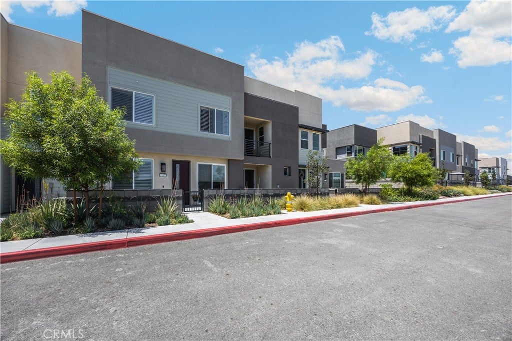 3681 E Jacobson Paseo