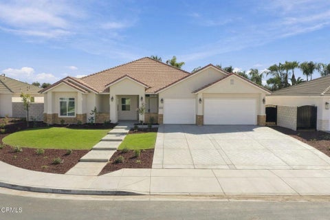Photo of 13526 Velma Pearl Way, Bakersfield, CA 93314 (MLS # V1-39541)
