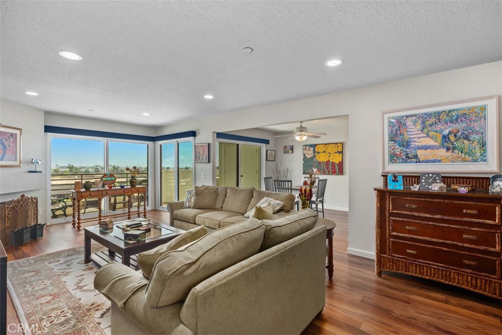 280 Cagney Lane 209