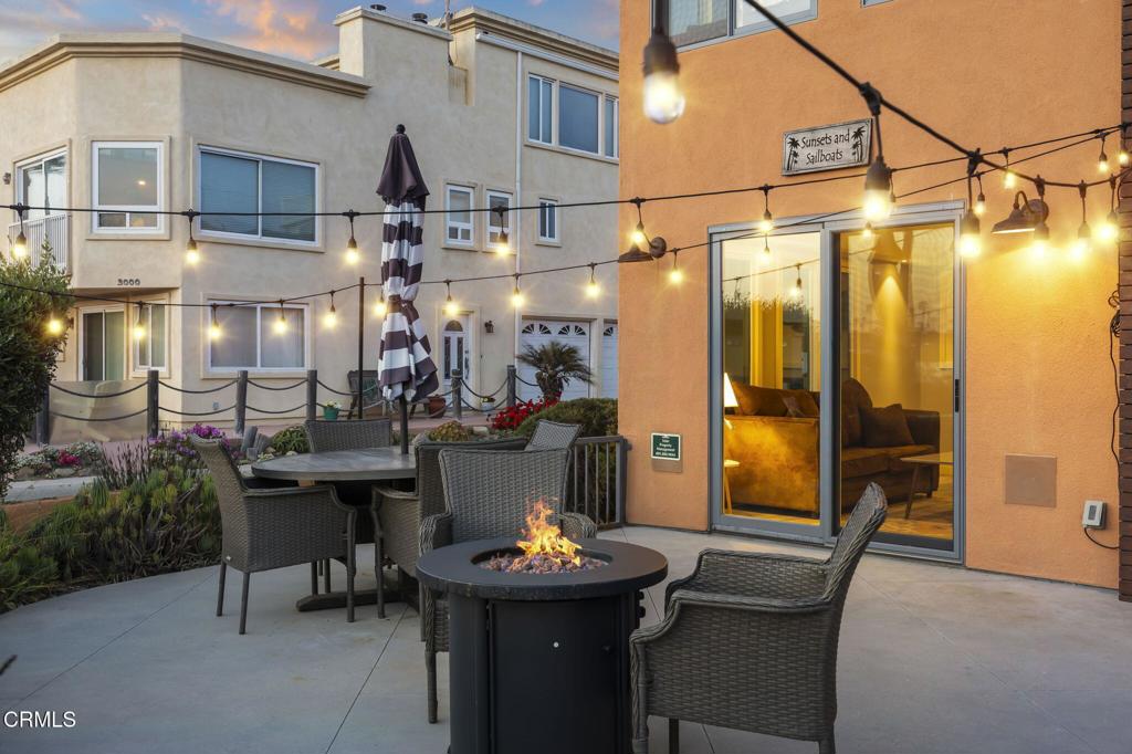 2924 Lakeshore Court