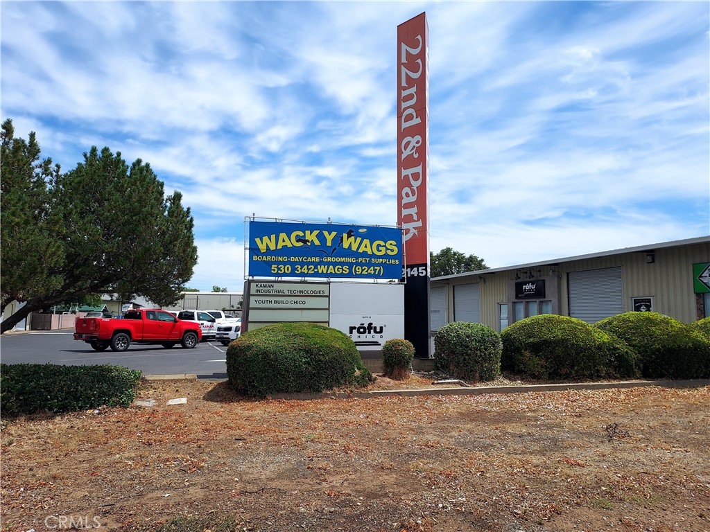 This is 4,800 square feet of space consisting of two 2,400 square foot units.