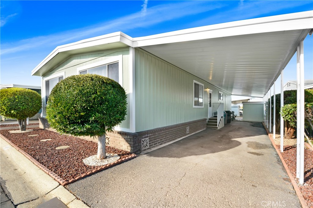 4095 Fruit Street 411