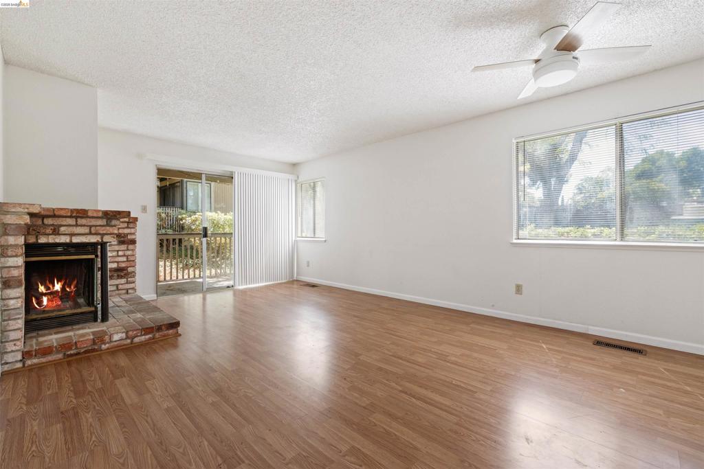 1151 Chadwick Cir