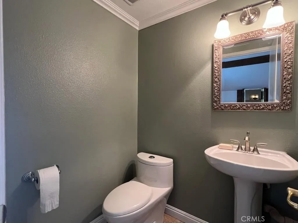 Mission Viejo, California 92692, United States, 3 Bedrooms Bedrooms, ,3 BathroomsBathrooms,Residential,Active,226391