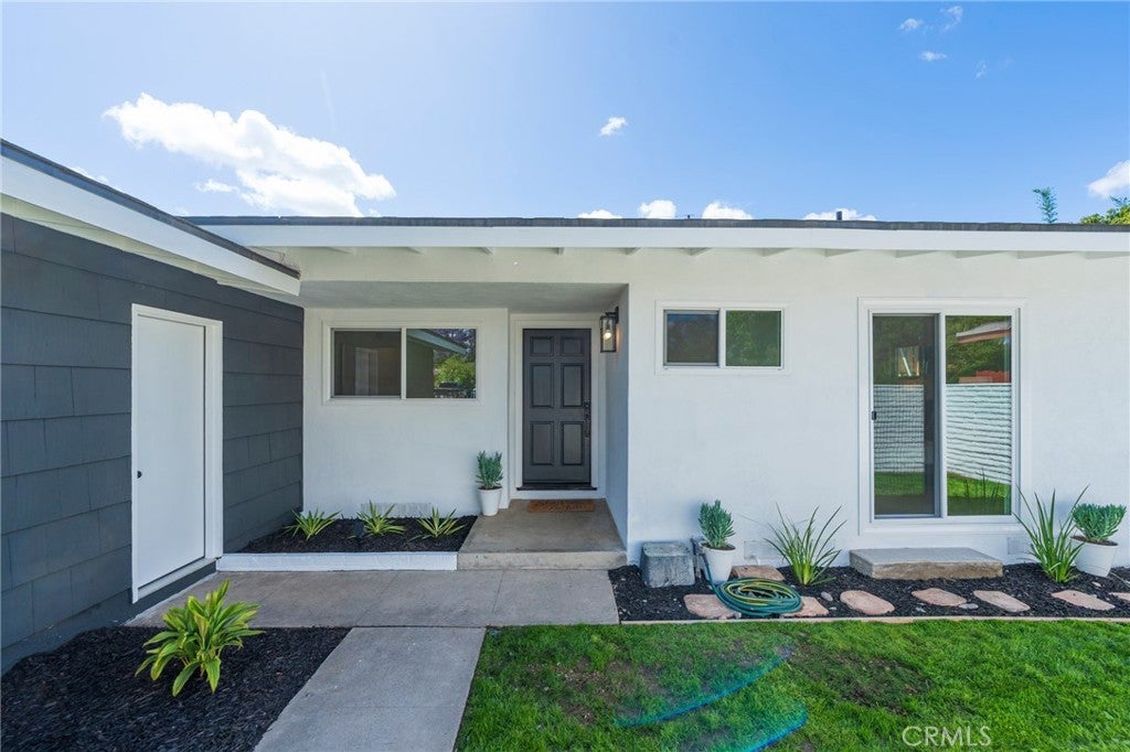1018 N Wright