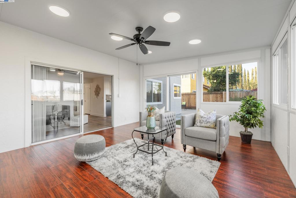 CENTRAL TRACY - Residential