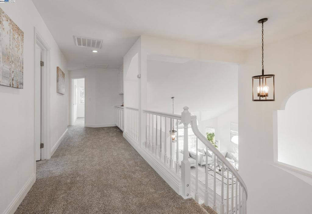 CENTRAL TRACY - Residential