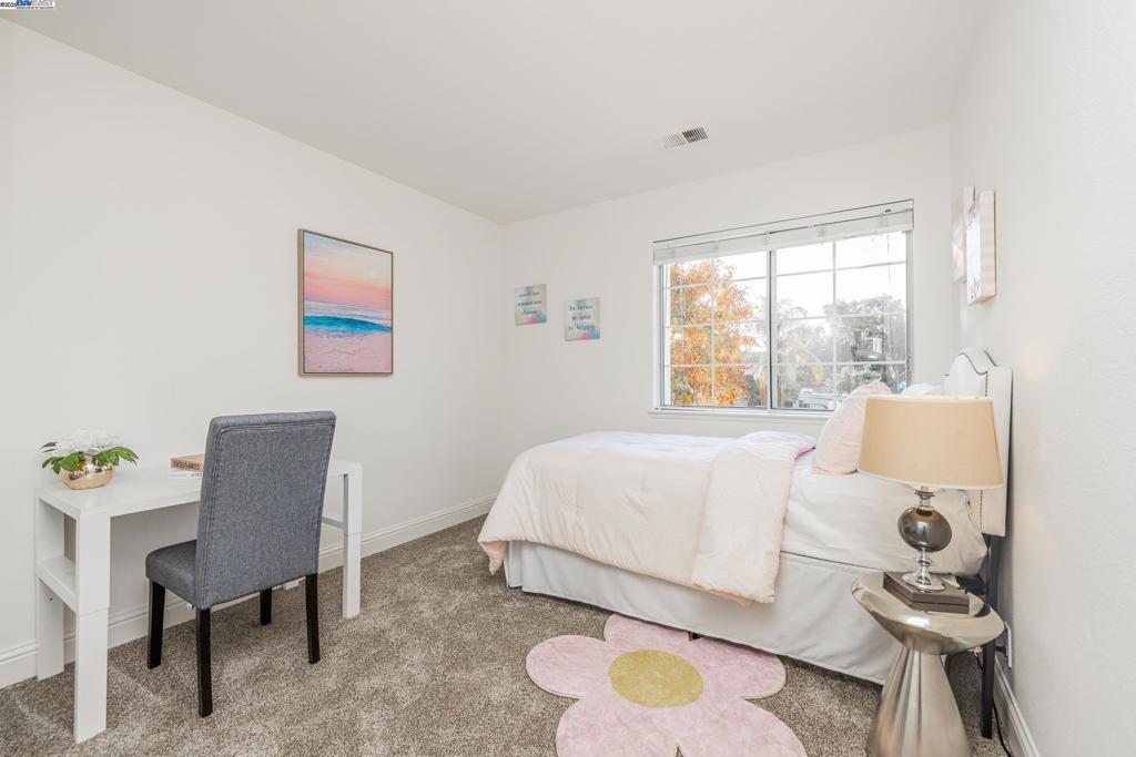 CENTRAL TRACY - Residential