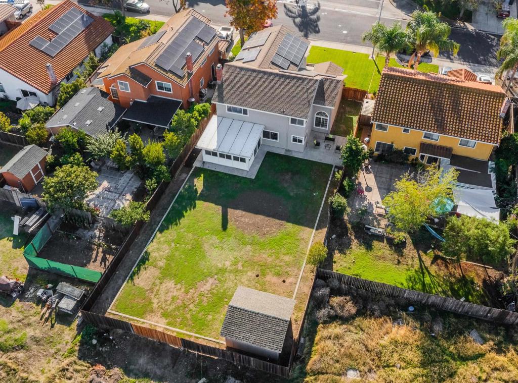 CENTRAL TRACY - Residential