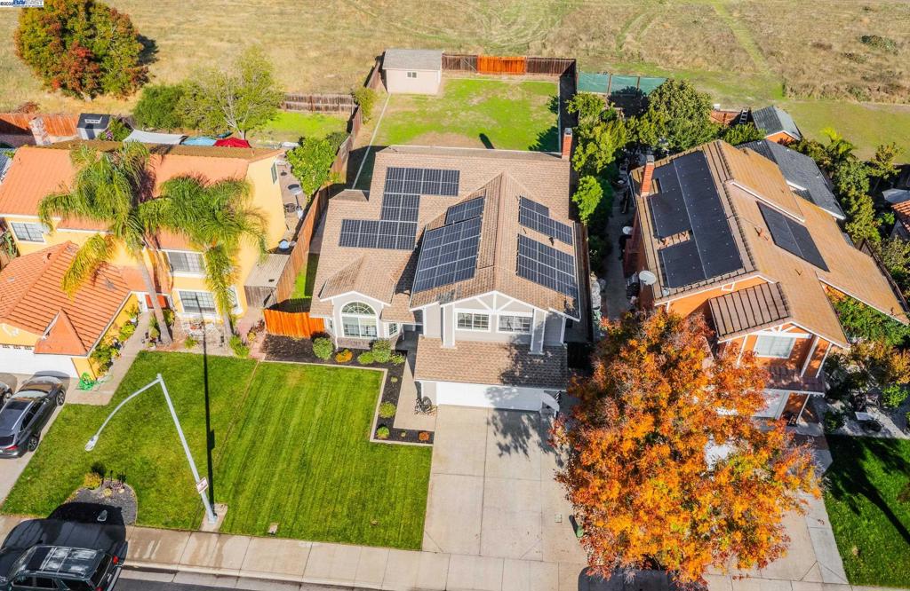 CENTRAL TRACY - Residential