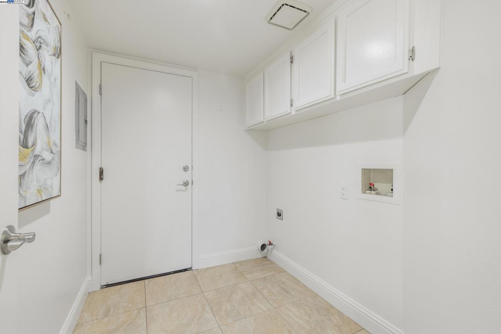 CENTRAL TRACY - Residential