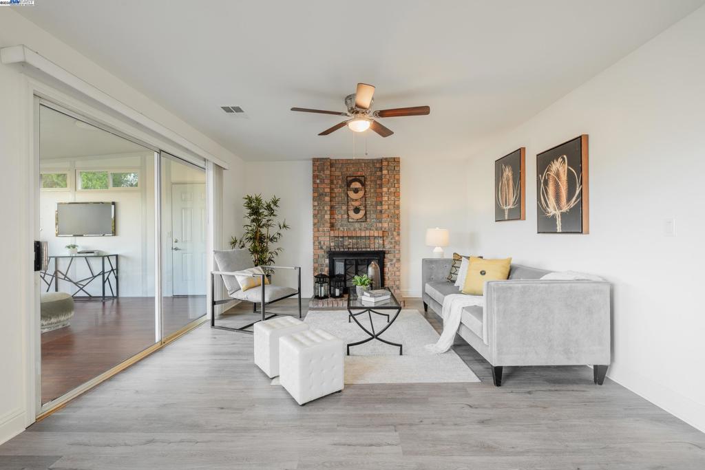 CENTRAL TRACY - Residential