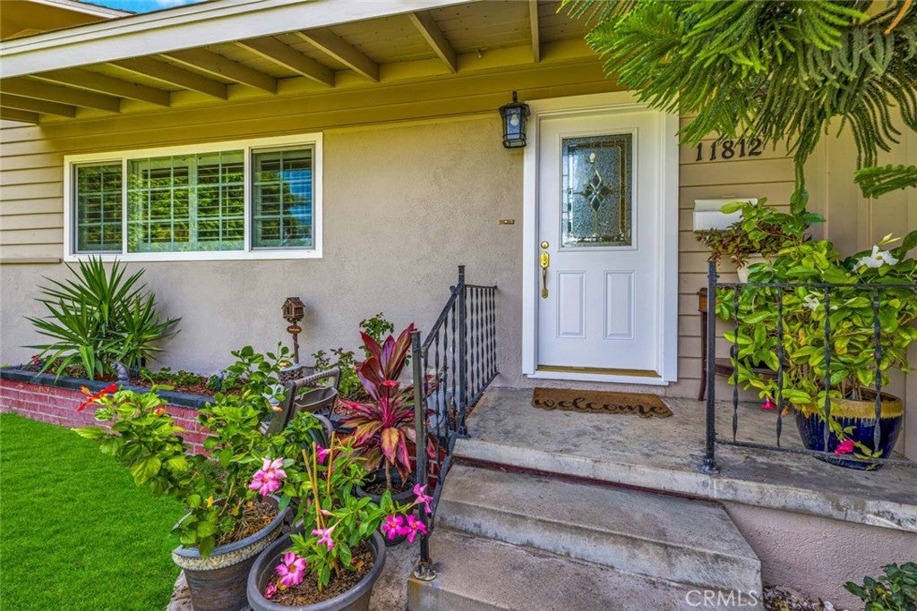 11812 Peacock Court