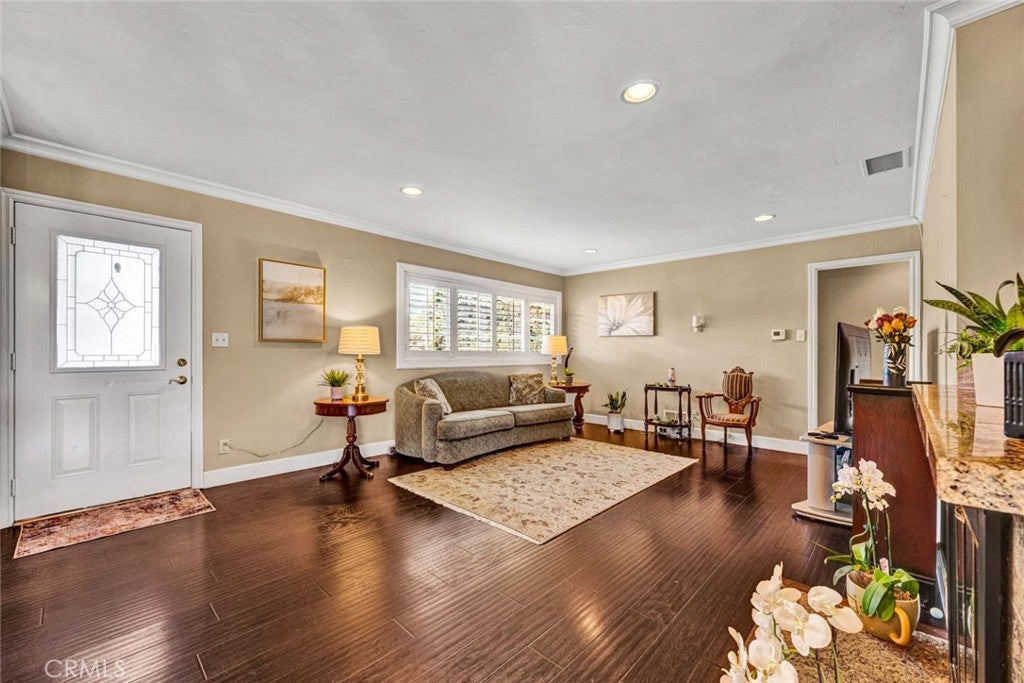 11812 Peacock Court