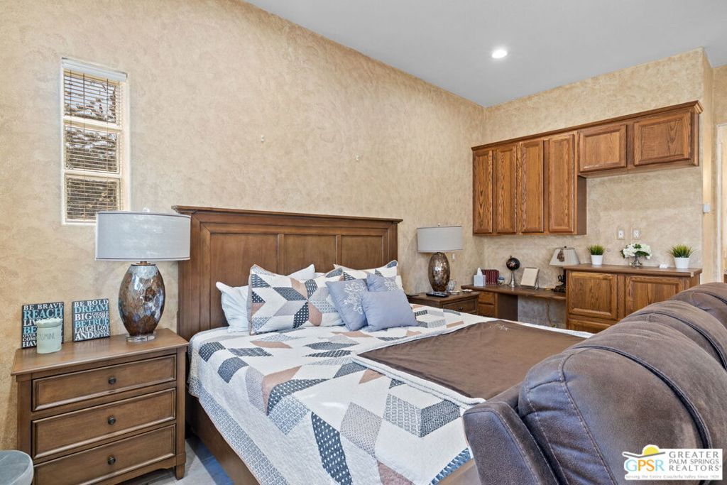 Mission Hills/Legacy - Residential