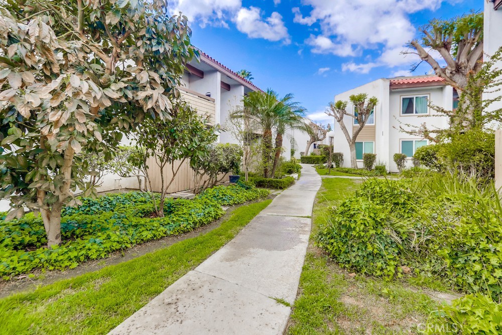 Woodside Village (WDSD) - Residential Lease