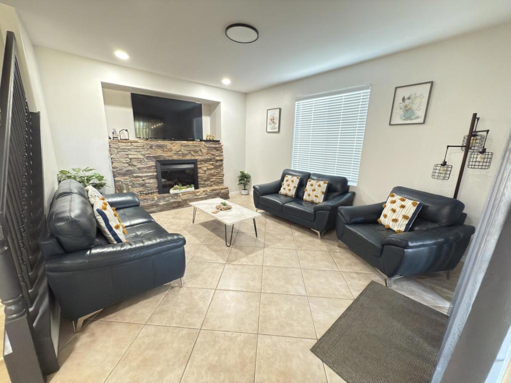 Navarra at Avalar - Residential Lease