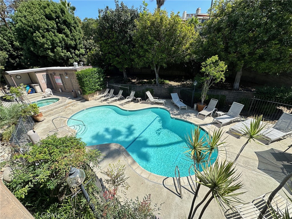 Catalina View - Residential