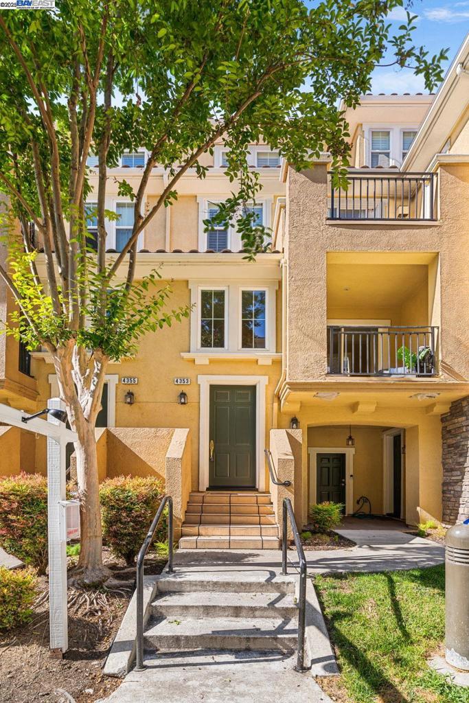 DUBLIN RANCH VLG - Residential