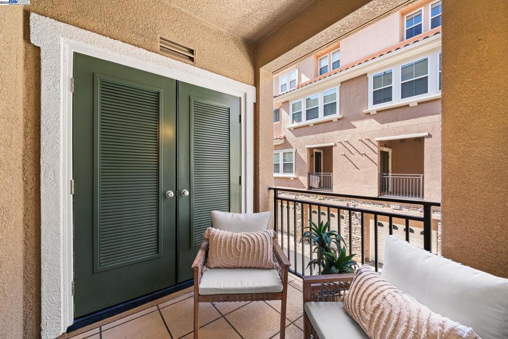 DUBLIN RANCH VLG - Residential
