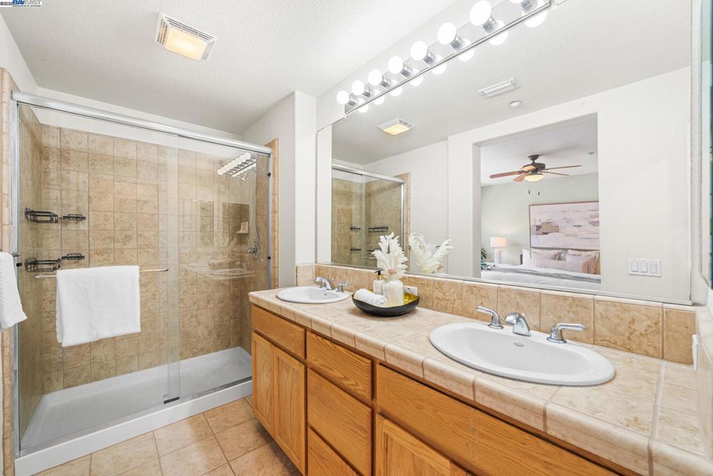DUBLIN RANCH VLG - Residential